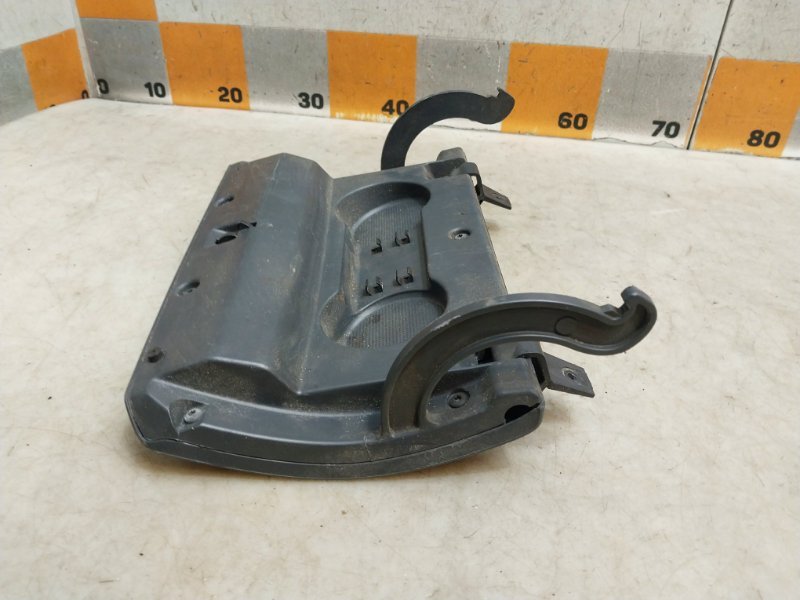 Крышка бардачка