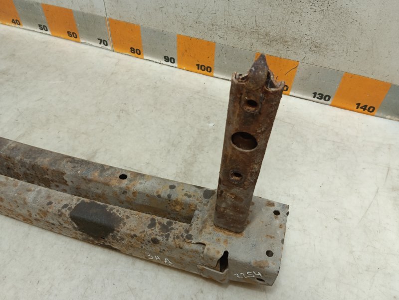 Усилитель заднего бампера