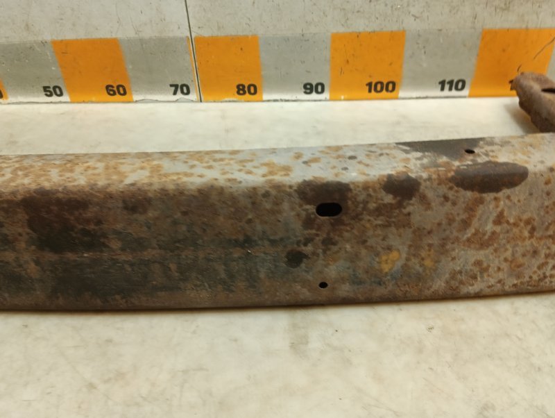 Усилитель заднего бампера