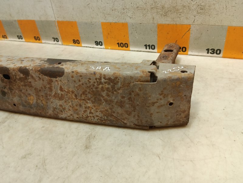 Усилитель заднего бампера