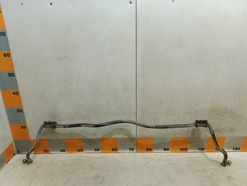 Стабилизатор передний