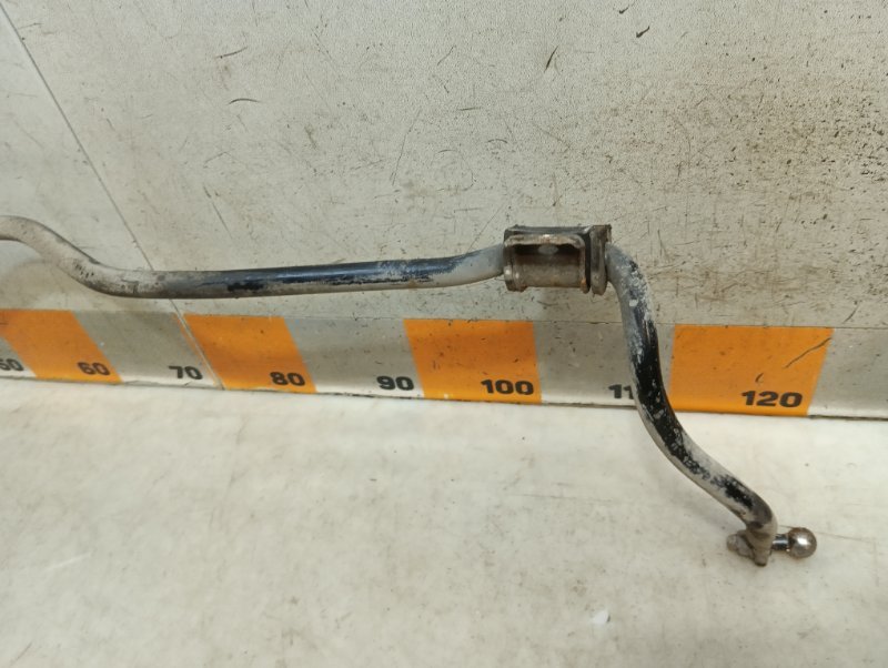 Стабилизатор передний