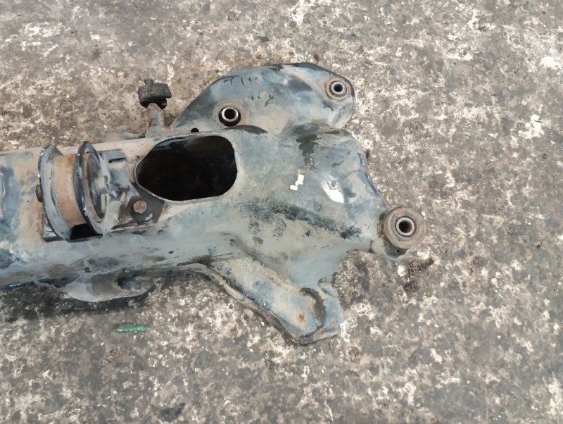 Балка подмоторная