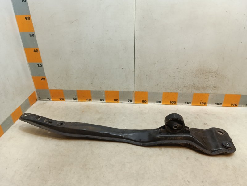 Балка передняя продольная