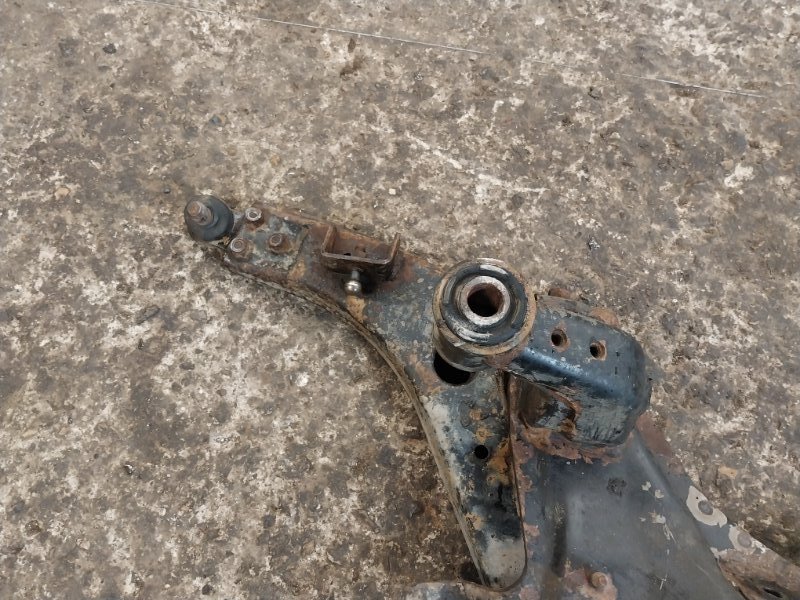 Балка подмоторная