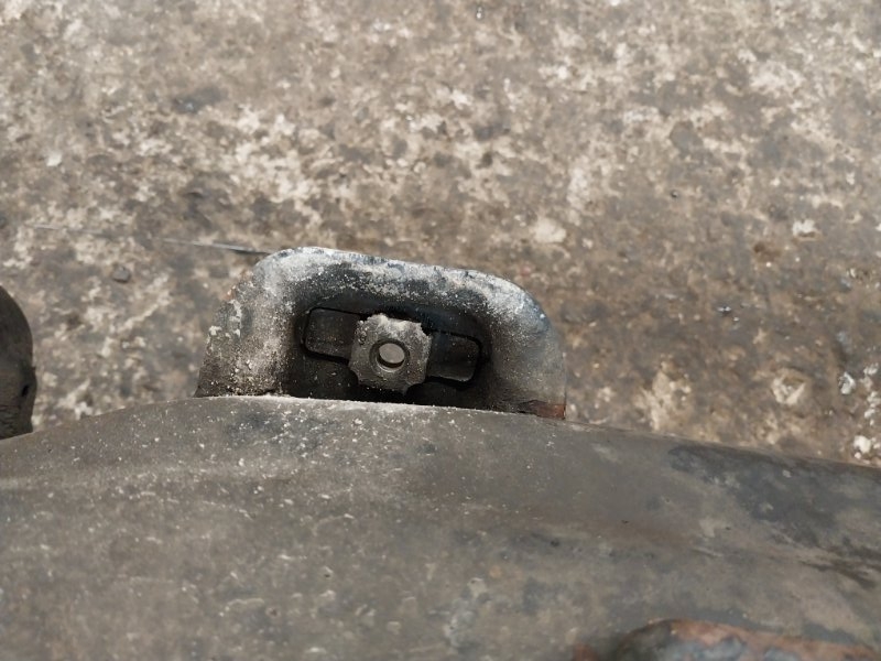 Балка подмоторная