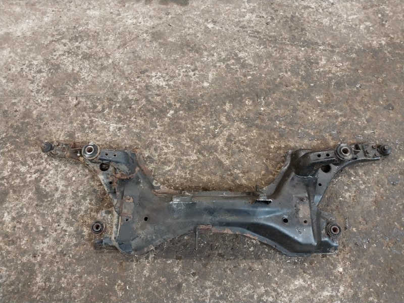 Балка подмоторная