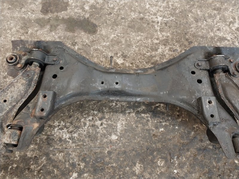 Балка подмоторная