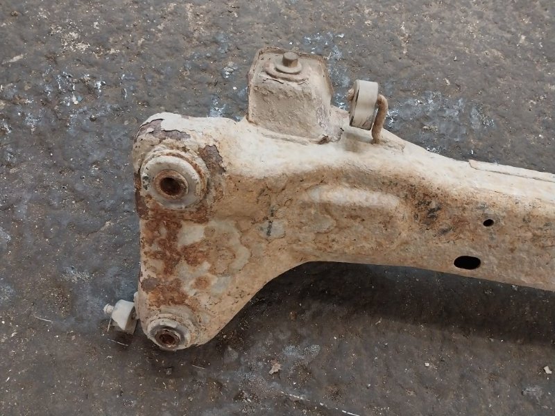 Балка задняя