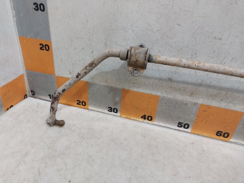 Стабилизатор задний