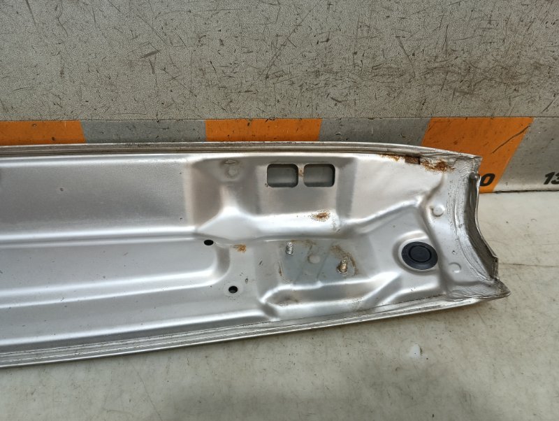 Спойлер (дефлектор) крышки багажника