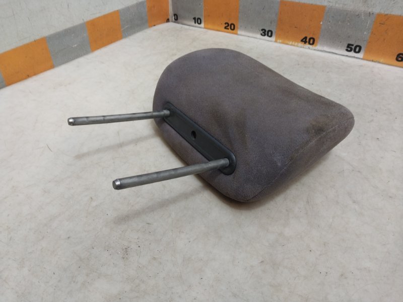 Подголовник сиденья