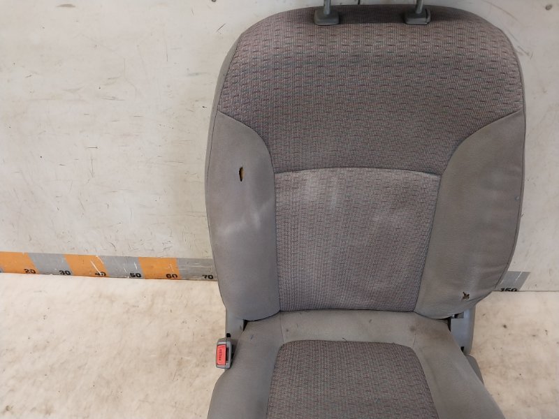 Сиденье переднее левое