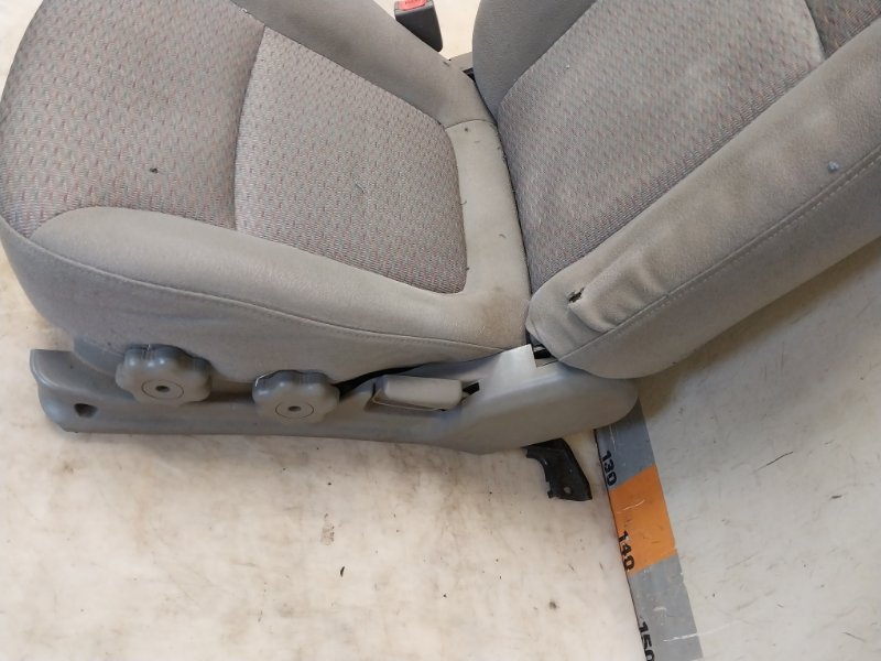 Сиденье переднее левое