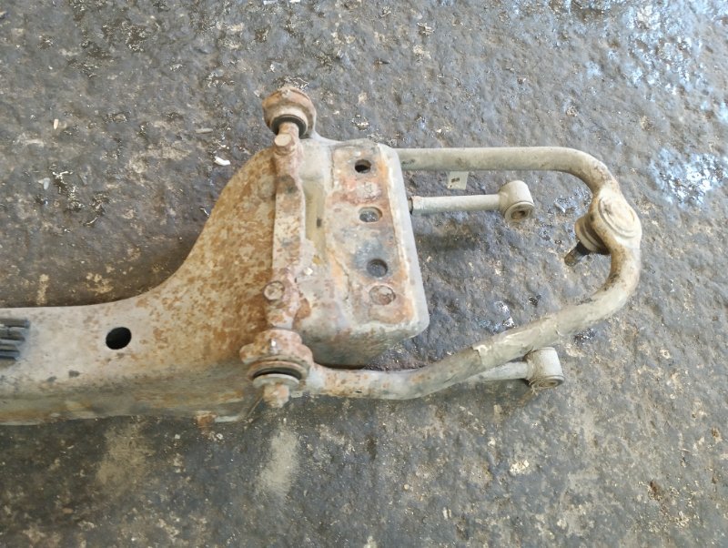 Балка задняя