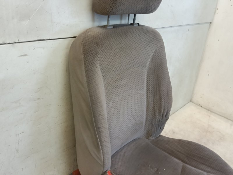 Сиденье переднее левое