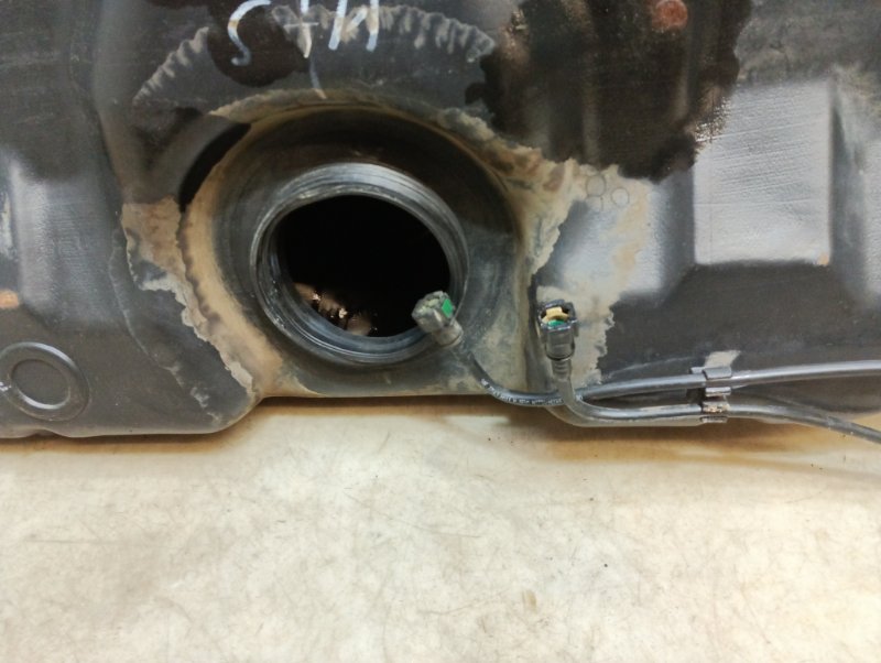 Бак топливный