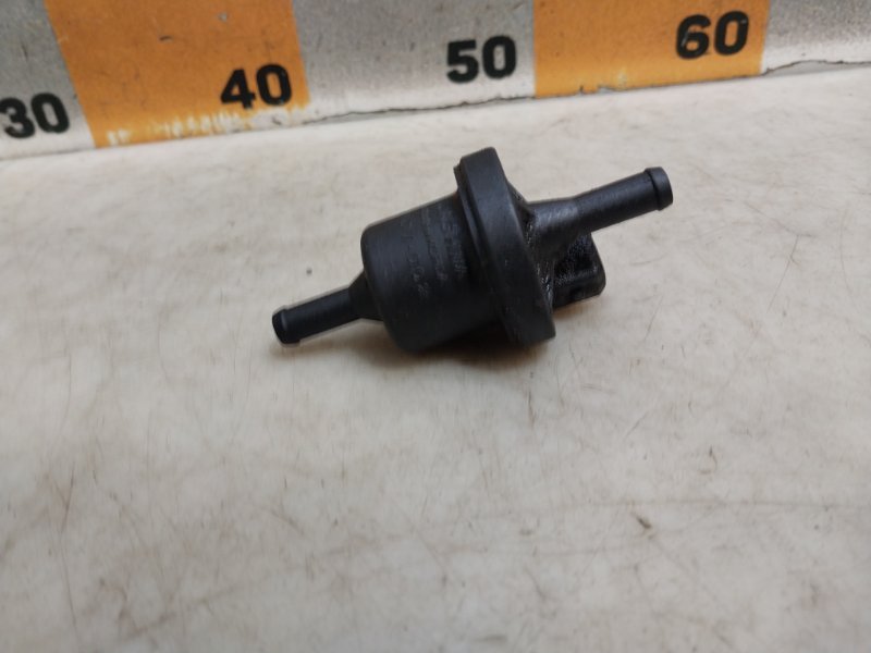 Клапан вентиляции топливного бака