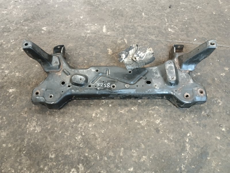 Балка подмоторная