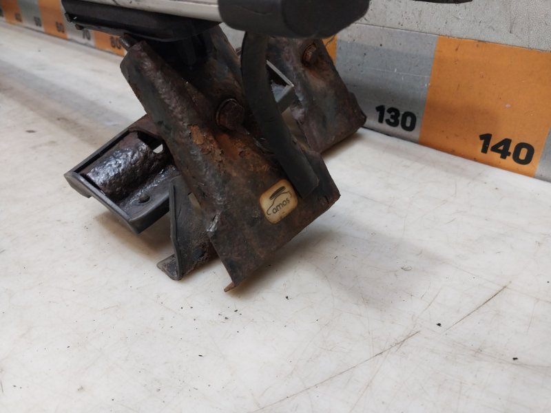 Рейлинги (релинг) к-кт (планки на крышу)