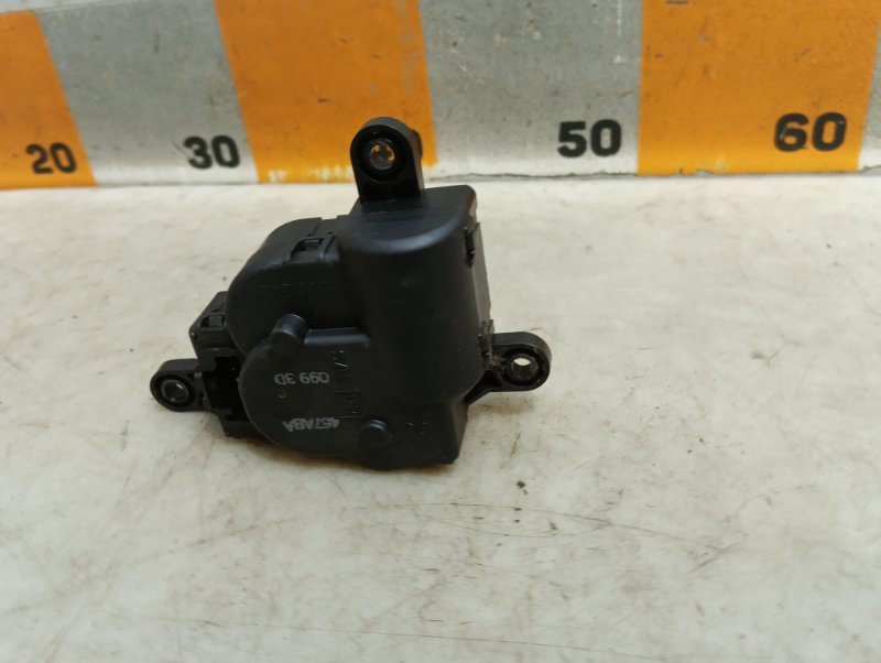 Моторчик заслонки печки