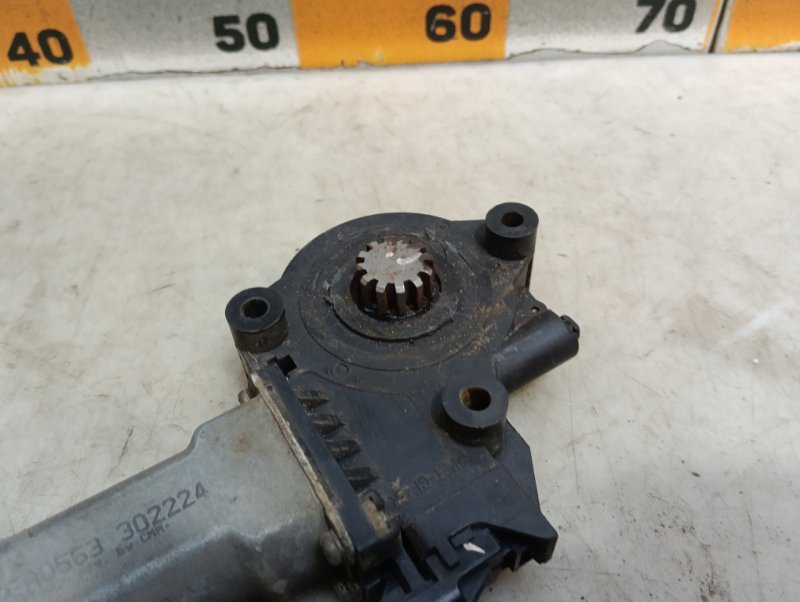 Моторчик стеклоподъемника