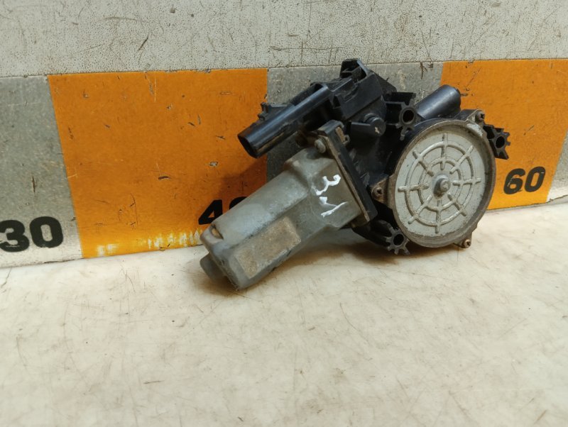 Моторчик стеклоподъемника