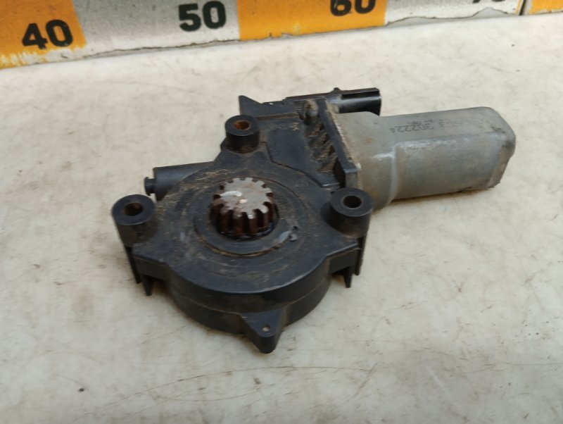 Моторчик стеклоподъемника