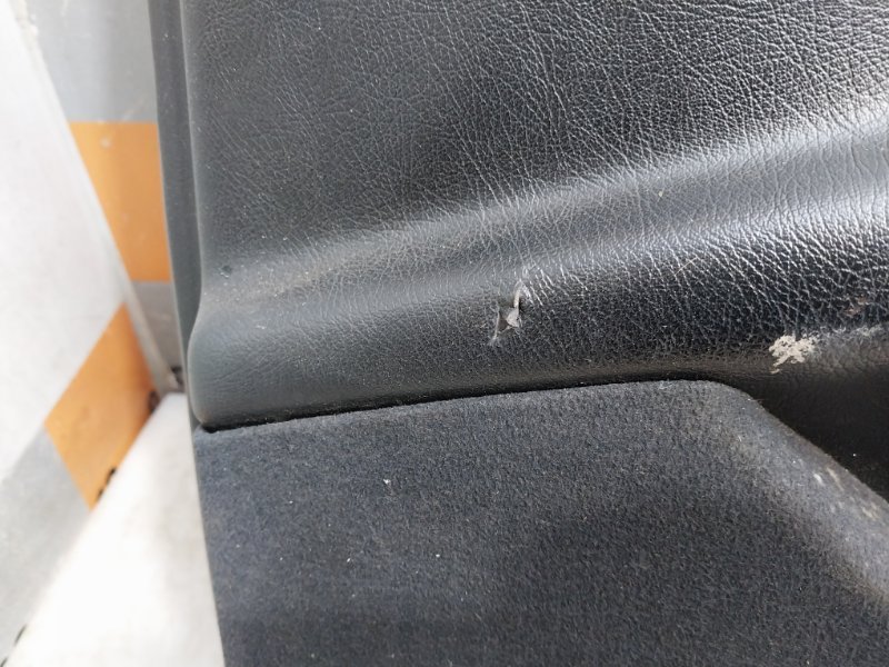 Обшивка двери