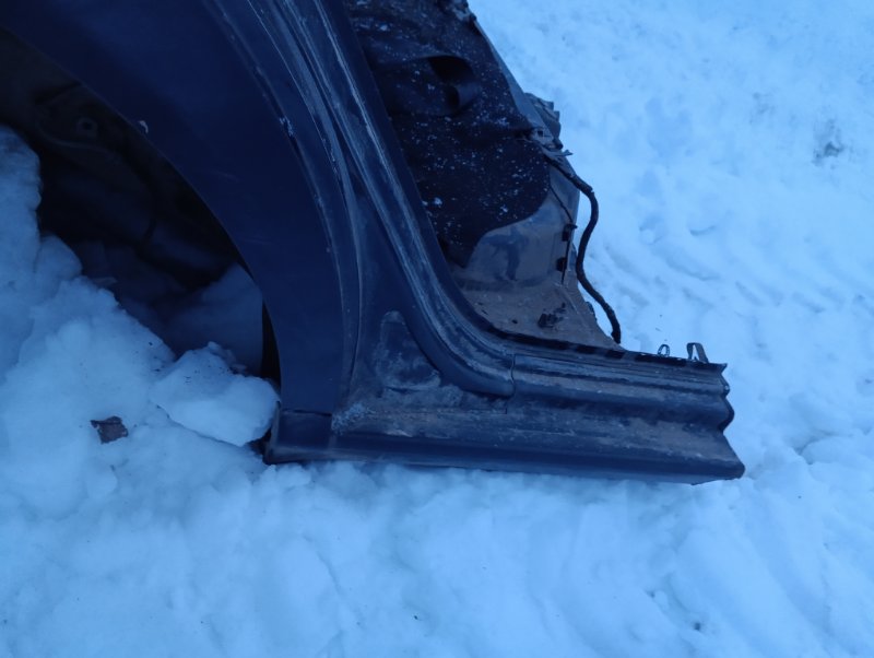 Крыло заднее правое