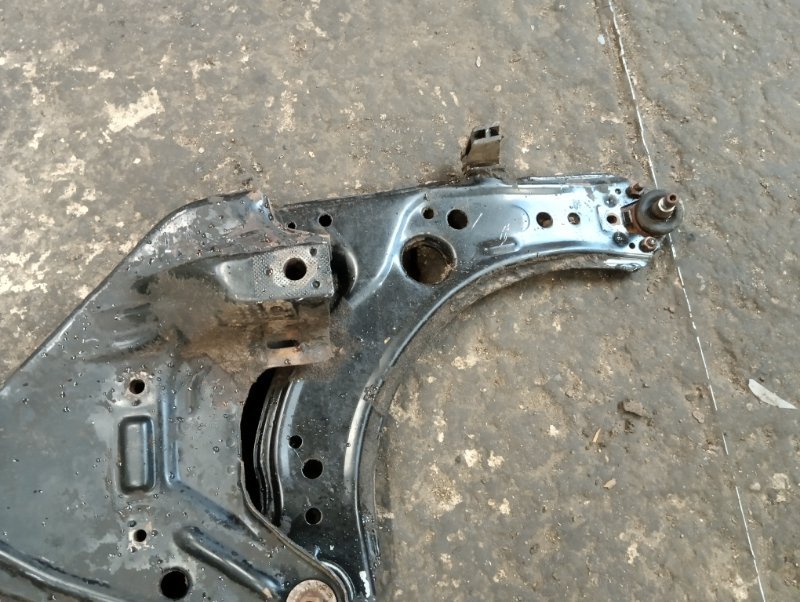 Балка подмоторная