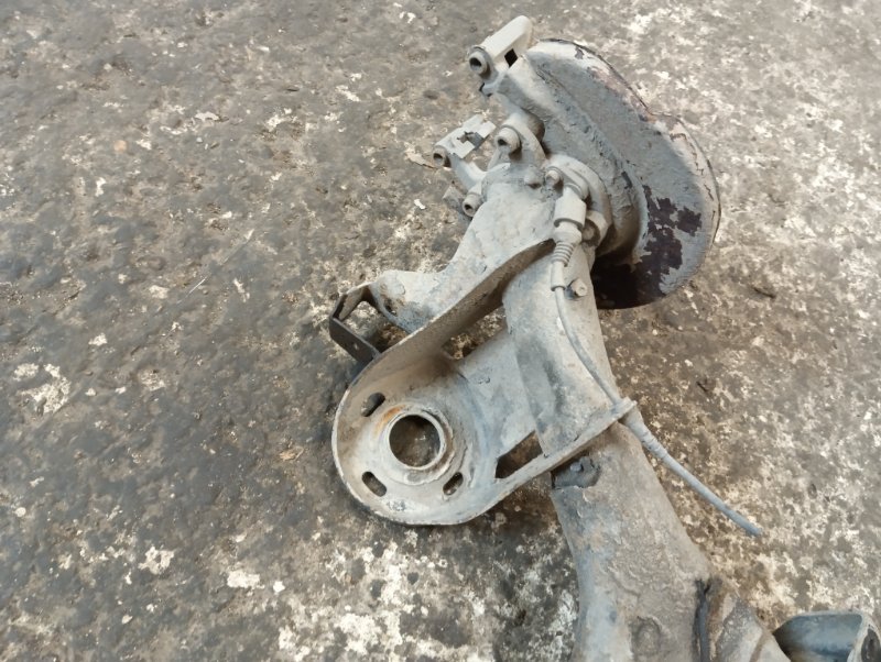 Балка задняя