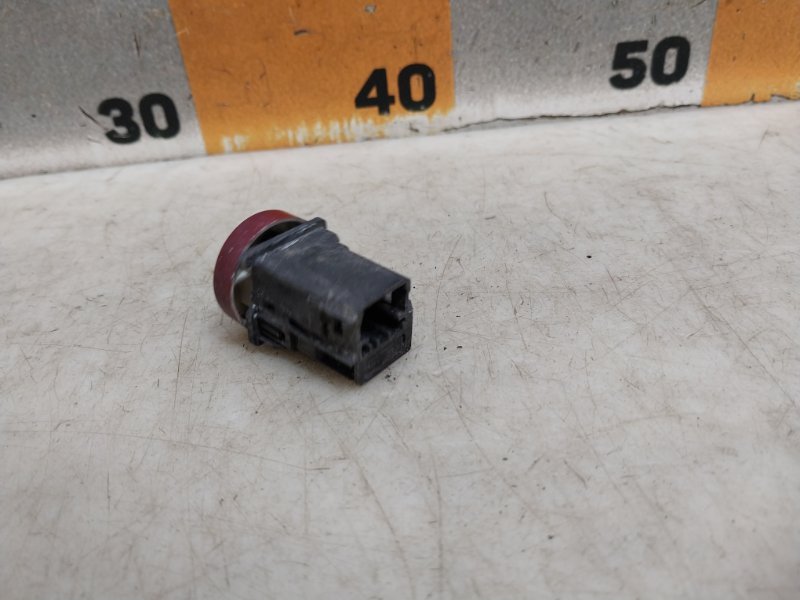 Кнопка аварийной остановки