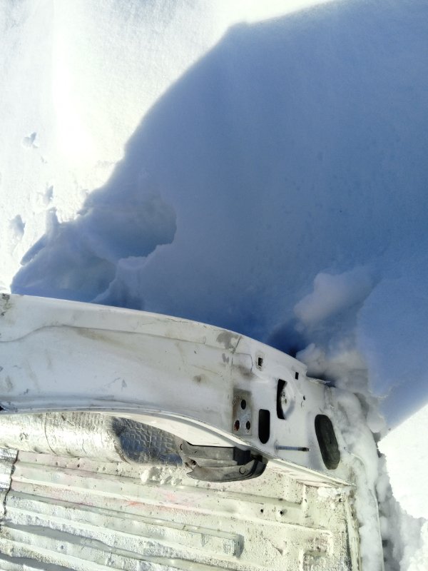 Кузовной элемент