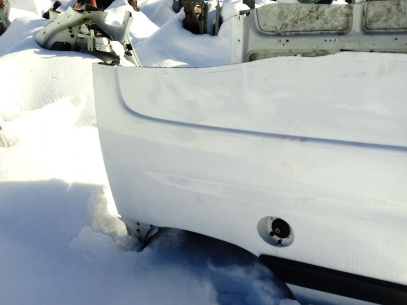 Кузовной элемент