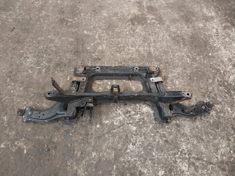 Балка подмоторная