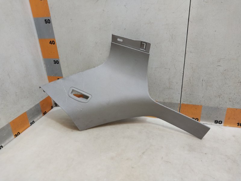 Обшивка стойки