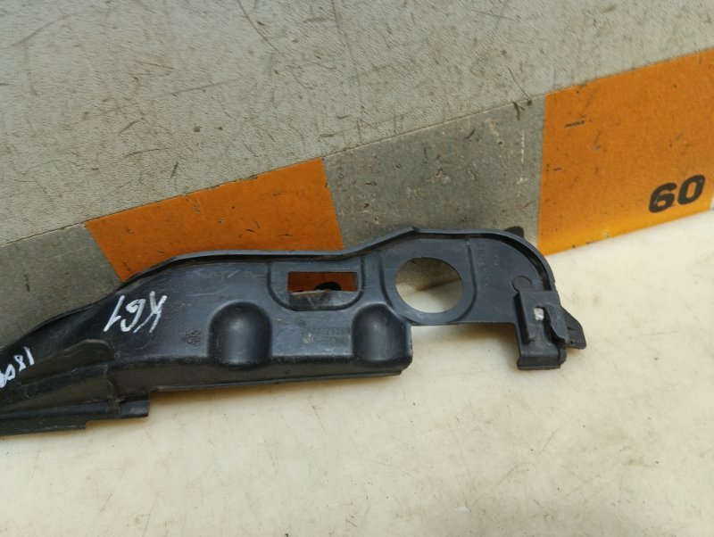 Накладка переднего крыла левого