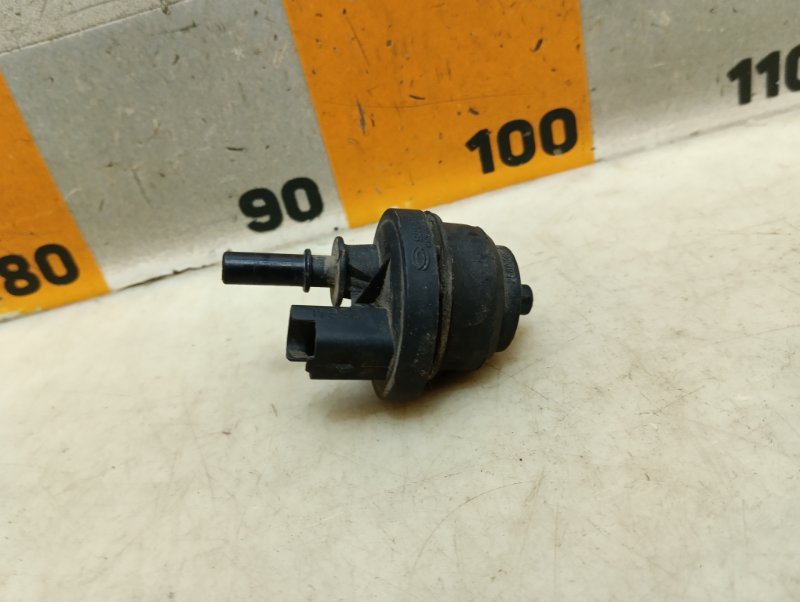 Клапан вентиляции топливного бака