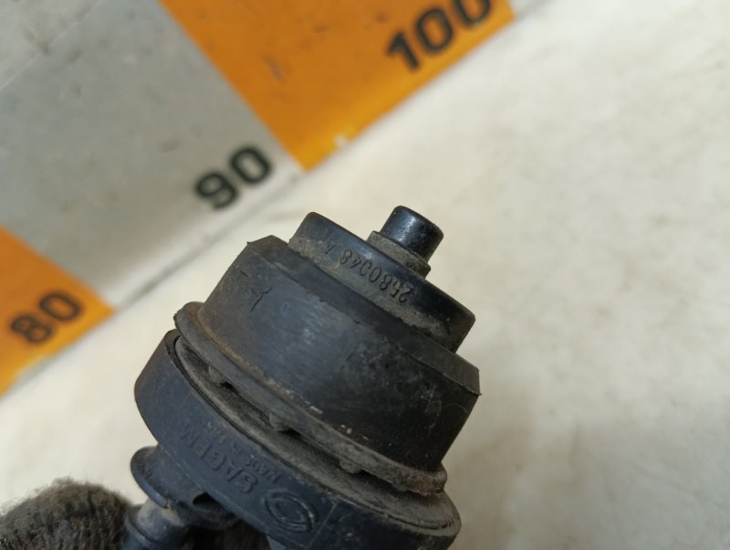 Клапан вентиляции топливного бака