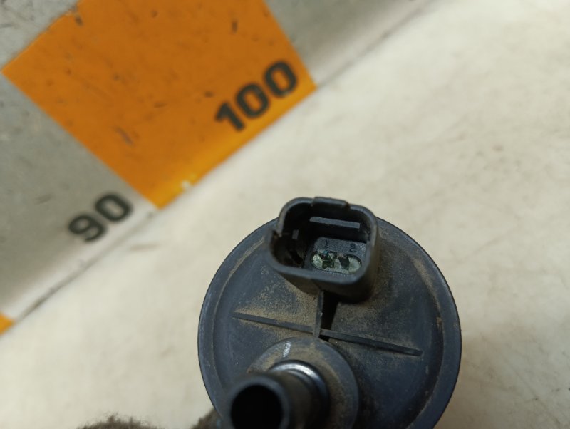 Клапан вентиляции топливного бака