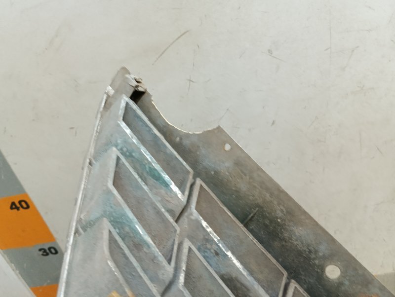 Решетка радиатора