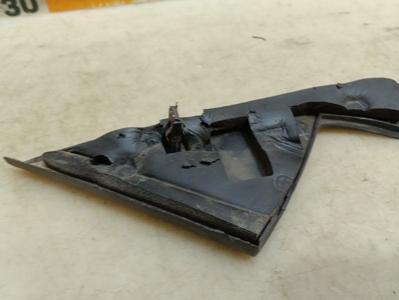 Накладка зеркала правого