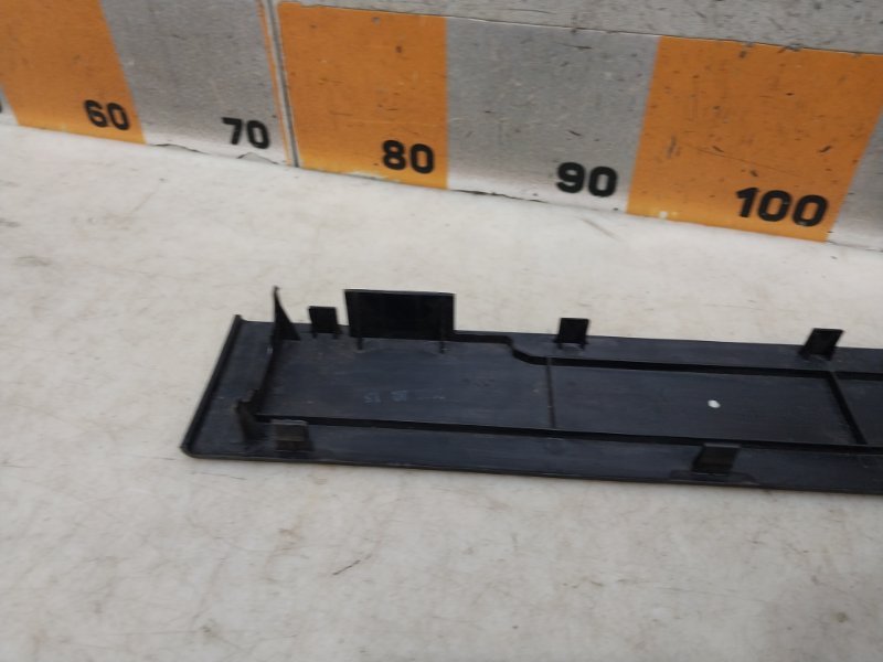 Крышка двигателя