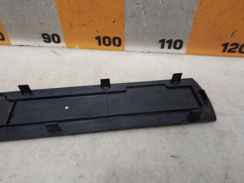 Крышка двигателя