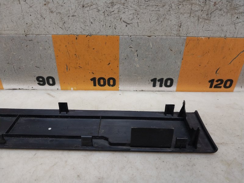 Крышка двигателя