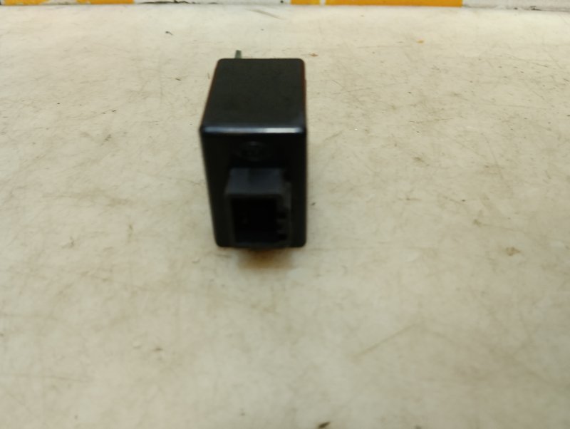 Кнопка корректора фар