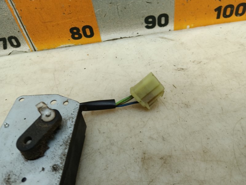 Моторчик заслонки печки