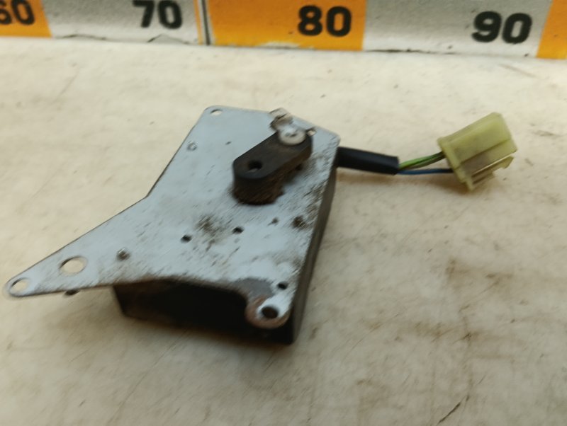 Моторчик заслонки печки