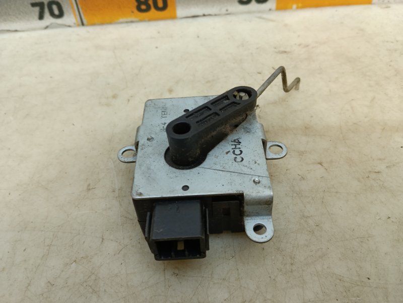 Моторчик заслонки печки